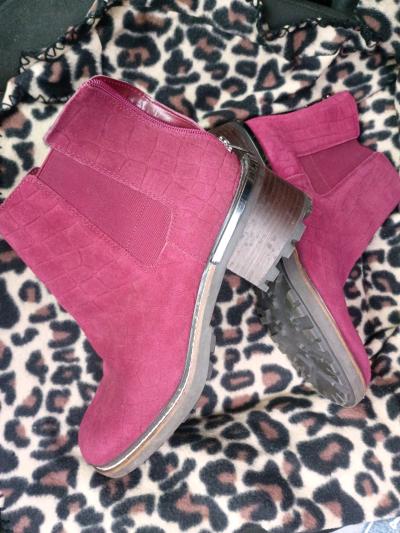 Vince Camacho ankle boots never worn