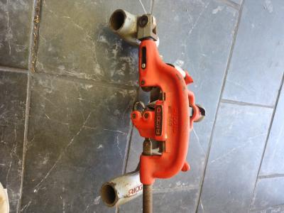 ridgid pipe cutterthreaded attachment - Thumbnail 3
