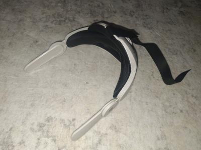 Meta Quest 2 128GB VR Headset Used - Thumbnail 6