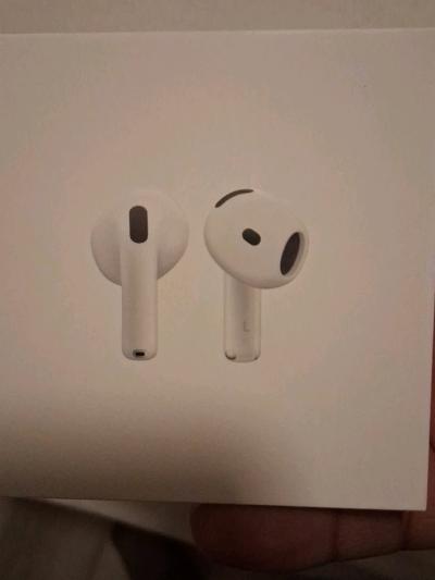airpods generation 4