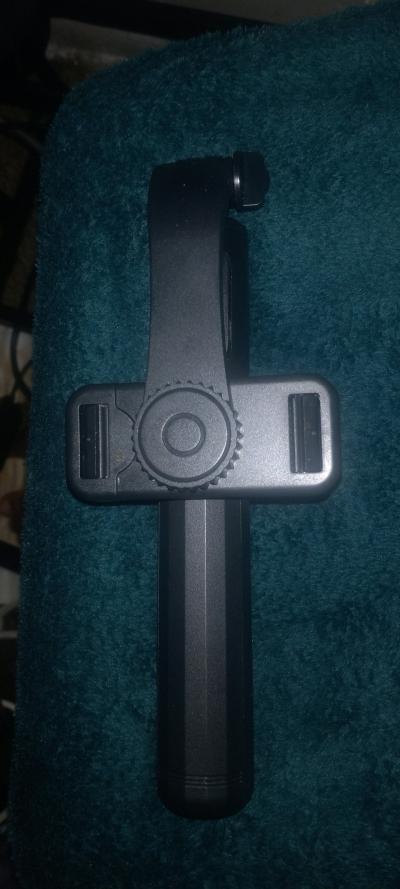 bluetooth tripod for smartphones