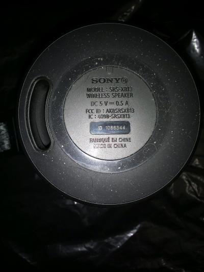 Sony XB100 Compact Bluetooth Speaker with Charging Cable - Thumbnail 4