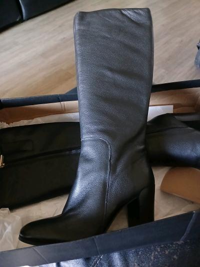 Kenneth Cole Boots
