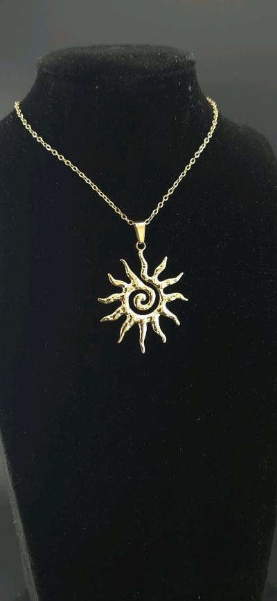 Hammered Sun Necklace stainless steel for Women