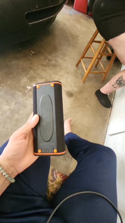 Bushnell golf blu tooth speaker - Thumbnail 2