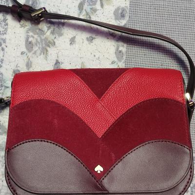 Kate Spade purse its like new perfect condition
