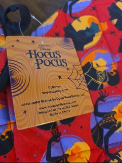 Hocus pocus Oven Mitts quilted   New set 2 R3 - Thumbnail 3