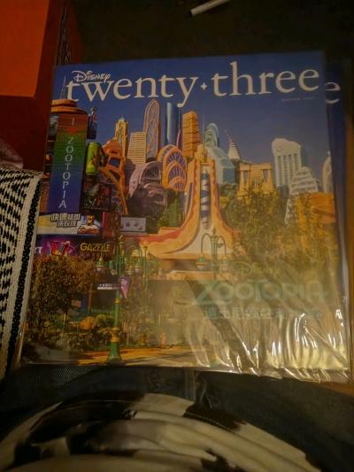 D23 magazines 14 in all 20 each all brand new - Thumbnail 2