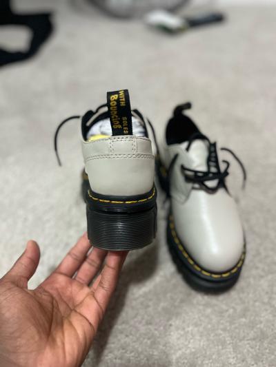 Kick rocks ft Dr Martens size 6 in women - Thumbnail 5