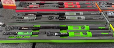 snap on 3pc torque wrench set - Thumbnail 2