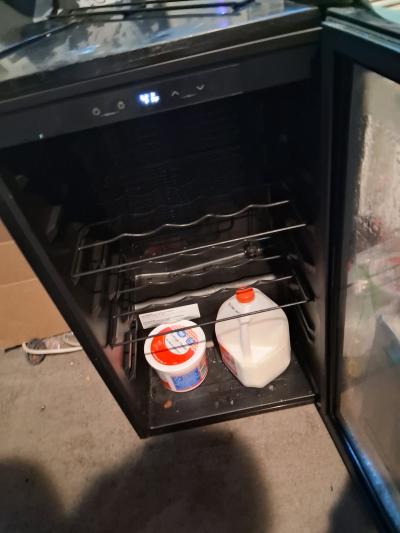 mini fridge - Thumbnail 2