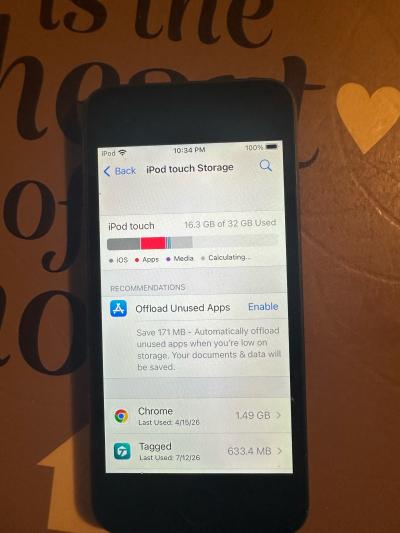 Apple IPod Touch - Thumbnail 3