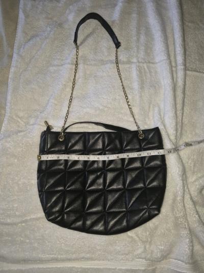 Black shoulder or crossbody meduim hang bag - Thumbnail 6