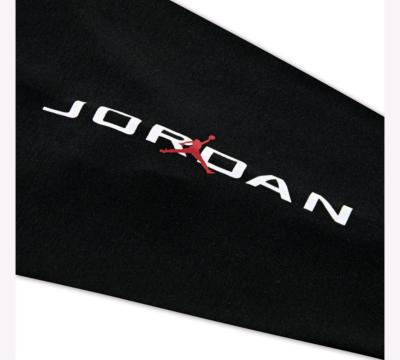 Jordan baby 0 to 6 m 3 pieces outfit - Thumbnail 2