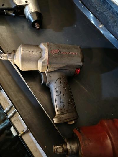 pneumatic tools with a few accessories and a vintage battery - Thumbnail 3