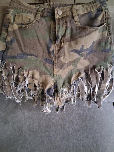 Ladies Size 16 XL Frindged Shorts Worn Once