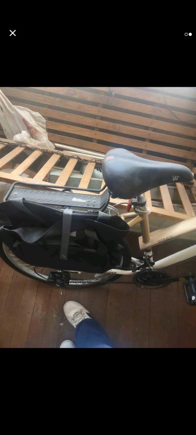 Schwinn Skyliner 21 Speed Hybrid Comfort Bike - Thumbnail 2