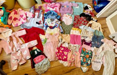 assorted baby girl clothes - Thumbnail 5