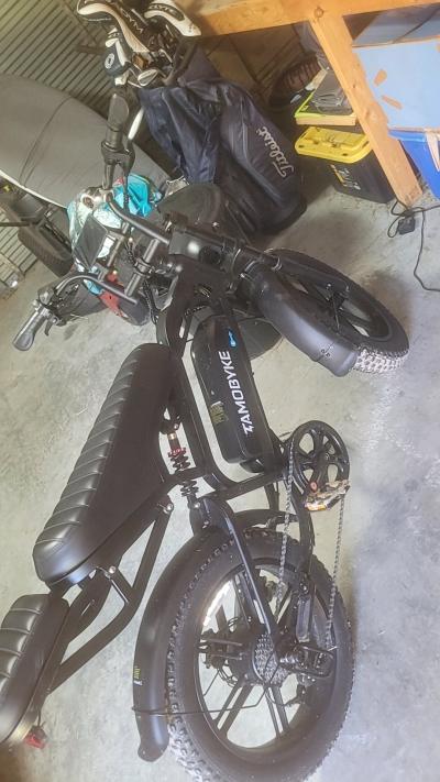 black ebike cruiser - Thumbnail 3