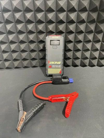 Viking 2000amp portable jump starter