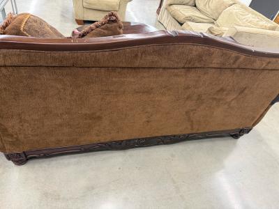 brown leather couch perfect condition - Thumbnail 3