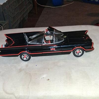 Hot Wheels 1966 TV Series Batmobile Batman Car 118 W1171 - Thumbnail 2