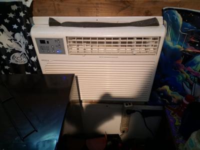 2 windows ac units a stand up and kerosene heater