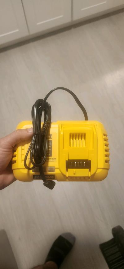 Cargador Rpido Dewalt