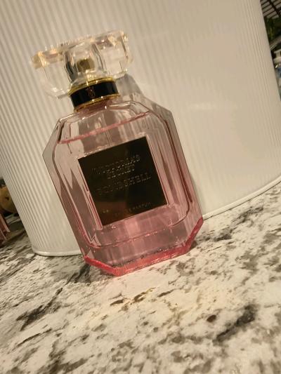PERFUME BY JUICY COUTURE AND VICTORIA SECRETS - Thumbnail 4