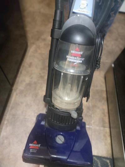 Bissell Powerforce Bagless Vacuum Cleaner
