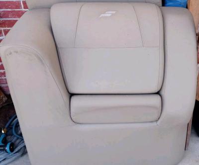 Pontoon Boat Cushions - Thumbnail 4