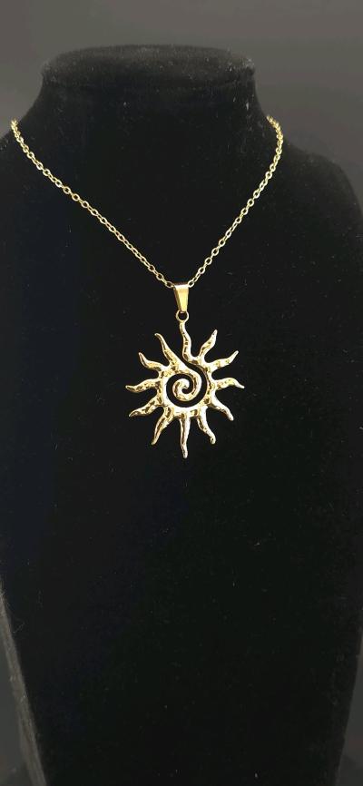 Hammered Sun Necklace stainless steel for Women - Thumbnail 2