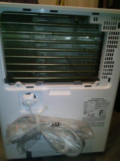 New open box  PERFECT AIRE Dehumidifier - Thumbnail 3