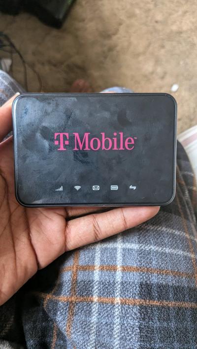 TMobile TMOHS1 4G LTE Portable WiFi Hotspot device - Thumbnail 3