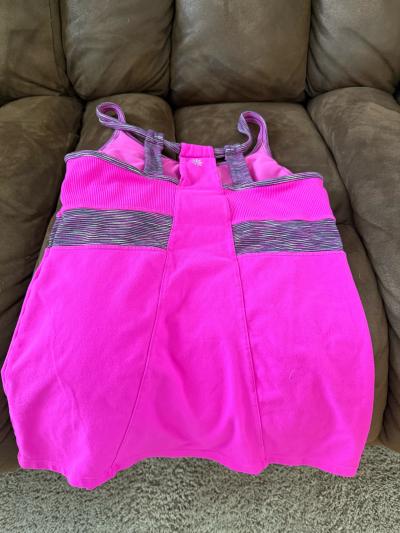 activewear tank top - Thumbnail 10