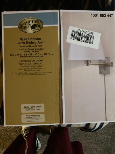 new screw into wall lamp never used - Thumbnail 2