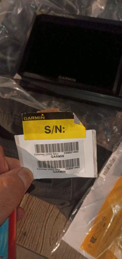 Garmin GPS tracker and depth finder 5in display brand new - Thumbnail 2