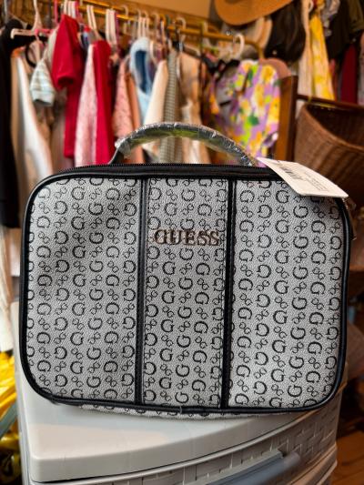Guess make up Bag
