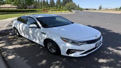 2020 Kia Optima LX Automatic - Thumbnail 4