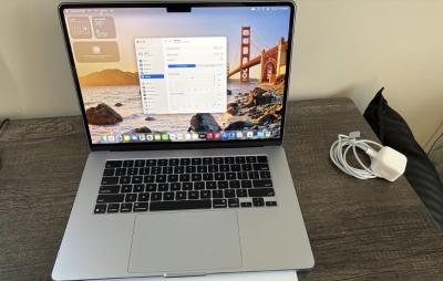 Apple MacBook Air 2025 (M4) - 15-inch