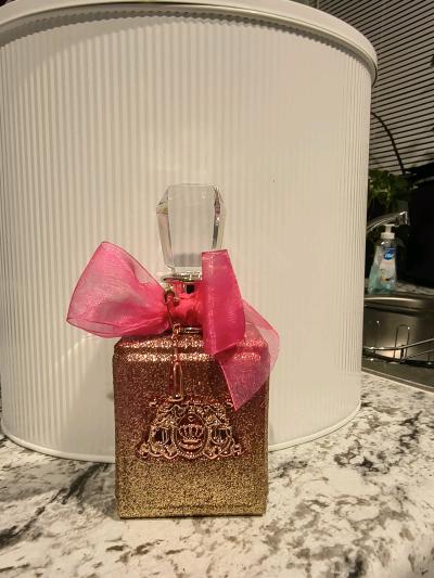 PERFUME BY JUICY COUTURE AND VICTORIA SECRETS - Thumbnail 2