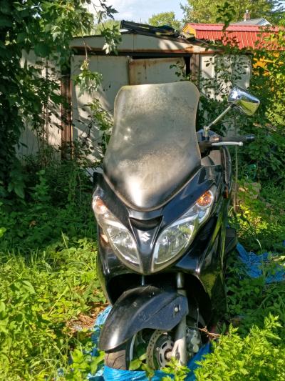 Suzuki Scooter Never Driven - Thumbnail 4
