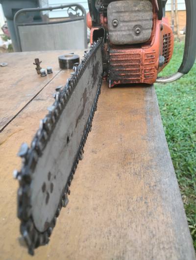 Husqvarna 350 Chainsaw - Thumbnail 6