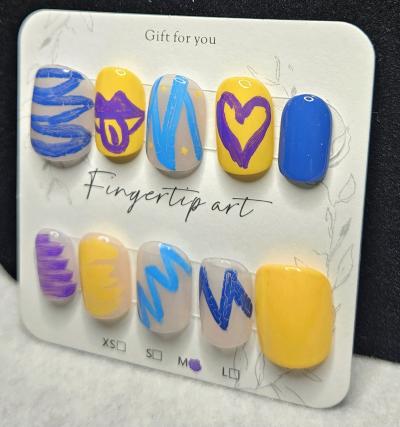 Handmade Hyunjin Karma Press on Nails Sized Medium - Thumbnail 3