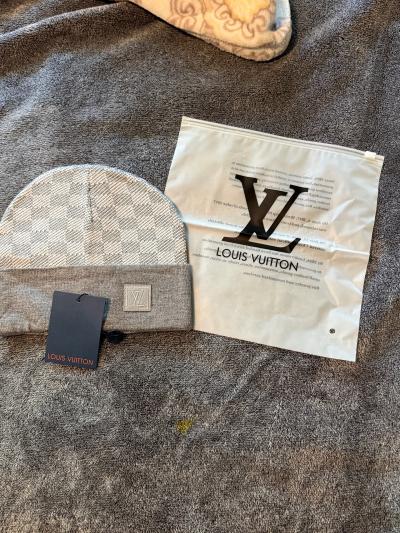 LV beanie grey checkered