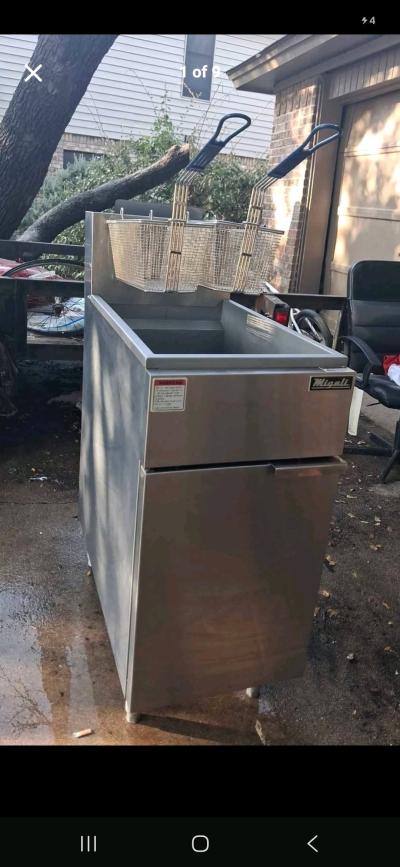 migali restaraunt  stainless deep fryer - Thumbnail 3
