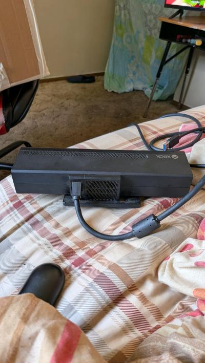 Microsoft Xbox One Kinect Sensor - Thumbnail 2