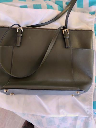 Michael Kors Voyager Medium Saffiano Leather Tote Bag in Oli - Thumbnail 2