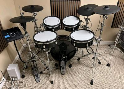 Drum Set  Pearl Masters Maple Complete kit