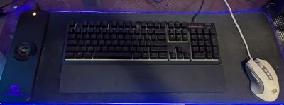 SteelSeries Apex 3 RGB Keyboard GiMars 15W Pad and Mouse - Thumbnail 12